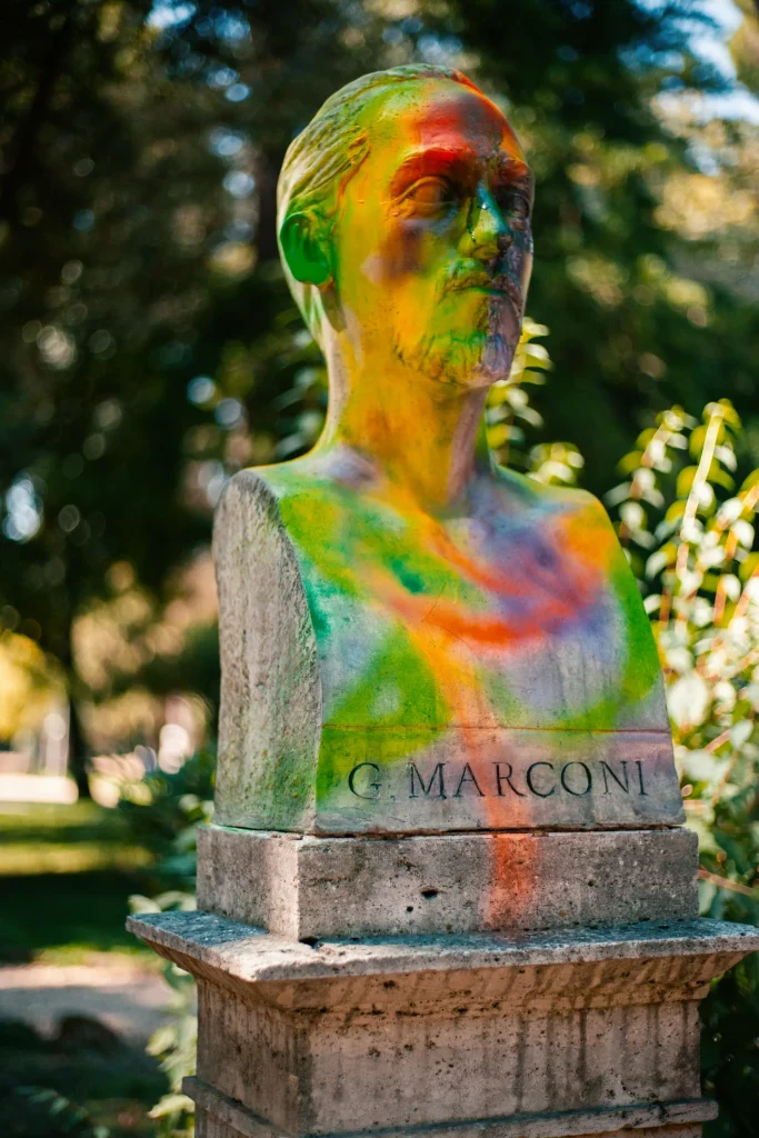 busto_marconi_1